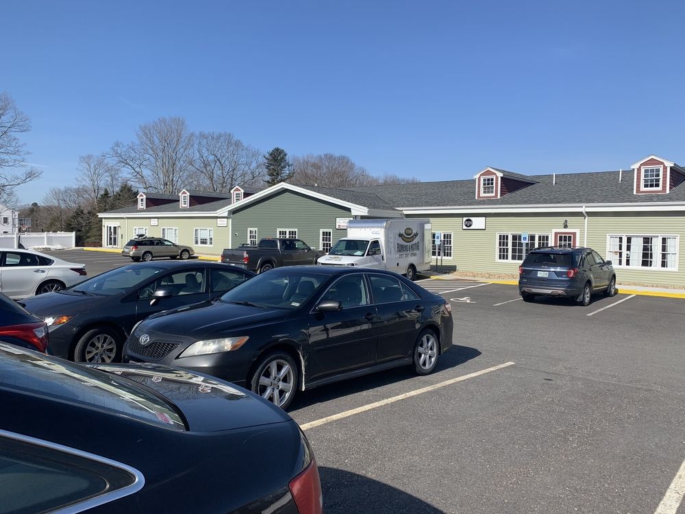 Landmark Hill Square Unit 4: 518 Us Hwy 1, Kittery, ME 03904